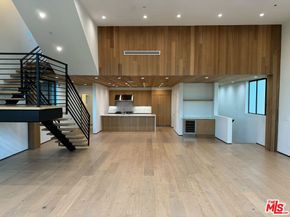 611 Broadway Street, Venice CA 90291