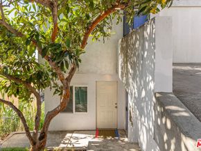 1740 Kilbourn Street, Los Angeles CA 90065