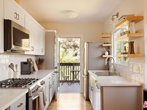 542 Quail Drive, Los Angeles CA 90065