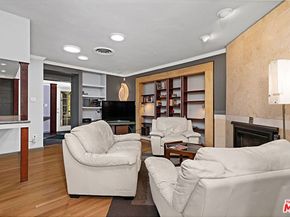 13522 Delano Street, Van Nuys CA 91401