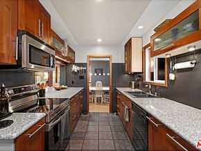 13522 Delano Street, Van Nuys CA 91401