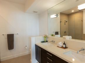 1250 N Harper Avenue 411, Los Angeles CA 90046