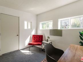 9747 Babbitt Avenue, Northridge CA 91325