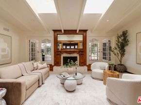 9747 Babbitt Avenue, Northridge CA 91325