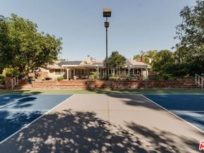 9747 Babbitt Avenue, Northridge CA 91325