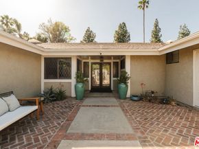 9747 Babbitt Avenue, Northridge CA 91325