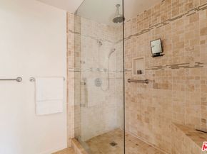 9747 Babbitt Avenue, Northridge CA 91325