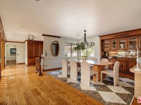 9747 Babbitt Avenue, Northridge CA 91325