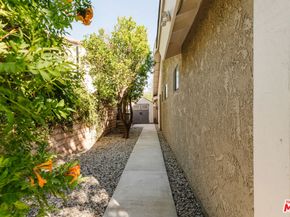 9747 Babbitt Avenue, Northridge CA 91325