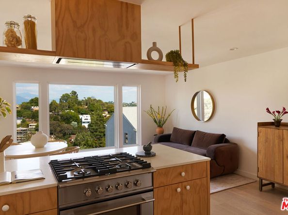 4751 Glenalbyn Drive, Los Angeles CA 90065