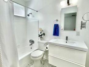 1453 S Westgate Avenue, Los Angeles CA 90025