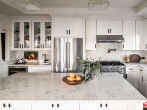 2321 W 31st Street, Los Angeles CA 90018