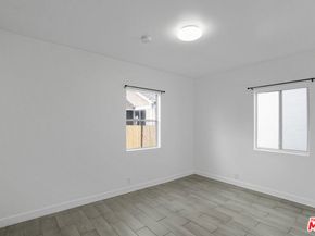 5903 Bonsallo Avenue, Los Angeles CA 90044