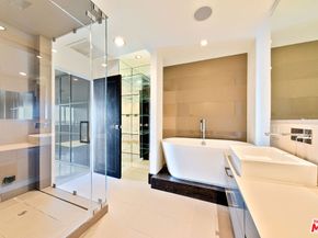 101 California Avenue 1006, Santa Monica CA 90403