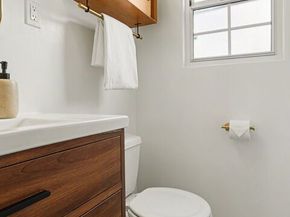 2517 24th Street, Santa Monica CA 90405