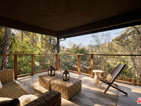 521 Fremont Drive, Pasadena CA 91103