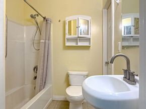 1409 S New Hampshire Avenue, Los Angeles CA 90006