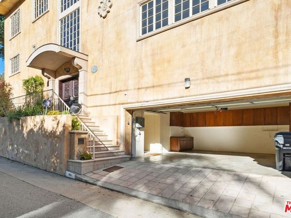 1808 Franklin Canyon Drive, Beverly Hills CA 90210