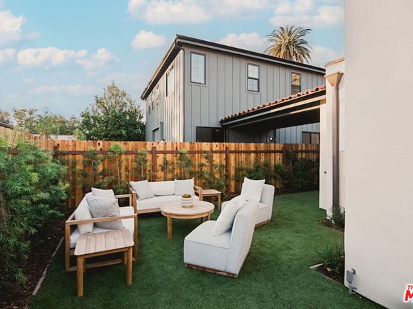 11026 Hortense Street 4, North Hollywood CA 91602