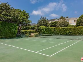 6051 Philip Avenue, Malibu CA 90265