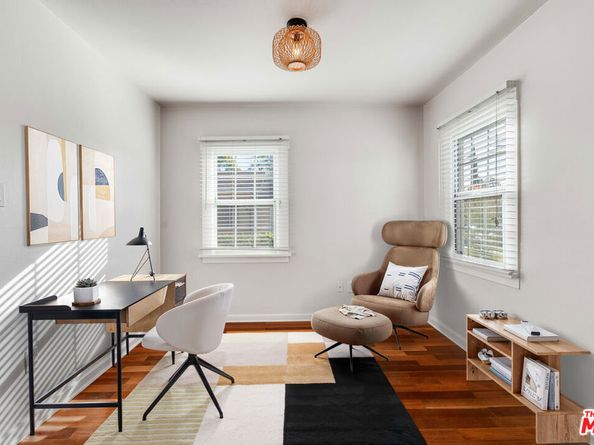 14043 Calvert Street, Van Nuys CA 91401