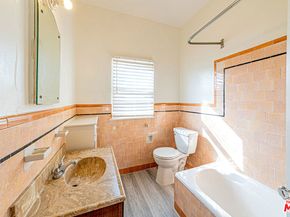 1251 S Wilton Place, Los Angeles CA 90019