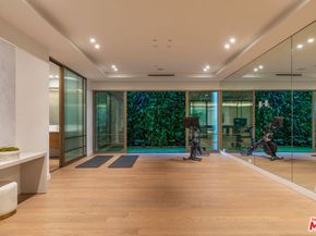 1395 N Doheny Drive, Los Angeles CA 90069