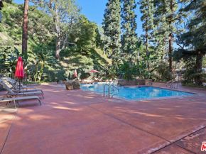 2700 Cahuenga Boulevard 2216, Los Angeles CA 90068