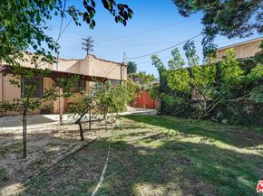 2247 Penmar Avenue, Venice CA 90291