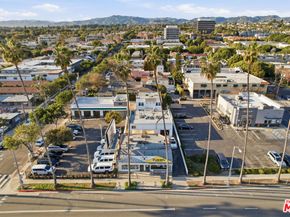 2709 Santa Monica Boulevard, Santa Monica CA 90404