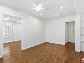 2709 Santa Monica Boulevard, Santa Monica CA 90404