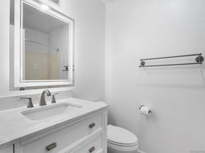 7087 Camino Degrazia 141, San Diego CA 92111