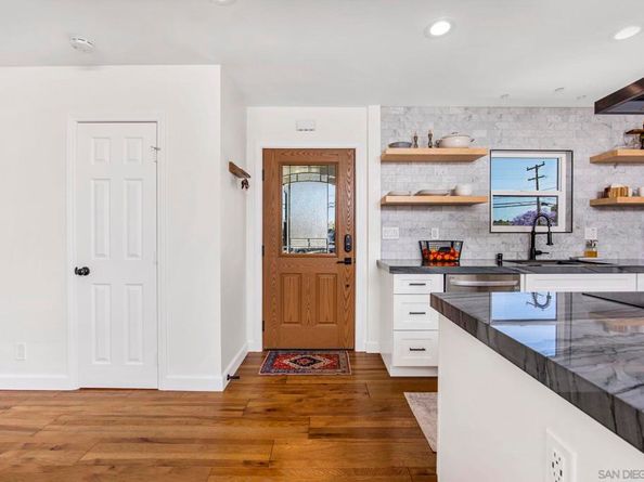 6875 Estrella Ave, San Diego CA 92120
