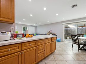 8035 Calle Fanita, Santee CA 92071