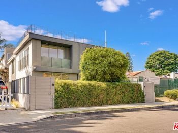 809 Brooks Avenue