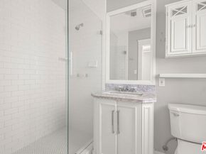 1047 9th Street, Santa Monica CA 90403