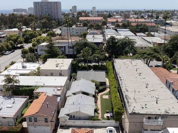 1047 9th Street, Santa Monica CA 90403