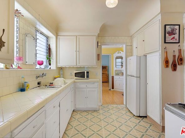 113 N Croft Avenue, Los Angeles CA 90048