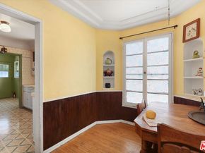 113 N Croft Avenue, Los Angeles CA 90048