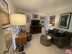 2950 Neilson Way 311, Santa Monica CA 90405