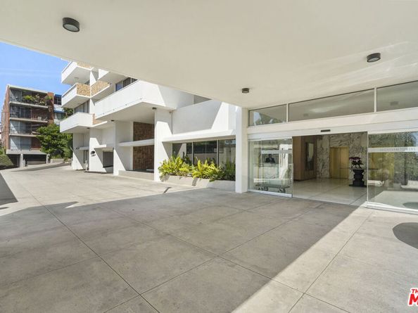 8787 Shoreham Drive 703, West Hollywood CA 90069