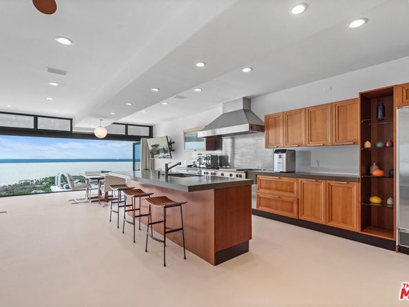 3817 Ocean Front Walk, Marina Del Rey CA 90292