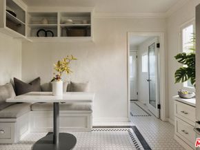 864 Wellesley Avenue, Los Angeles CA 90049
