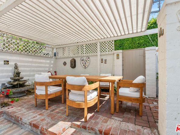 864 Wellesley Avenue, Los Angeles CA 90049