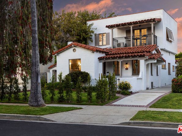 864 Wellesley Avenue, Los Angeles CA 90049