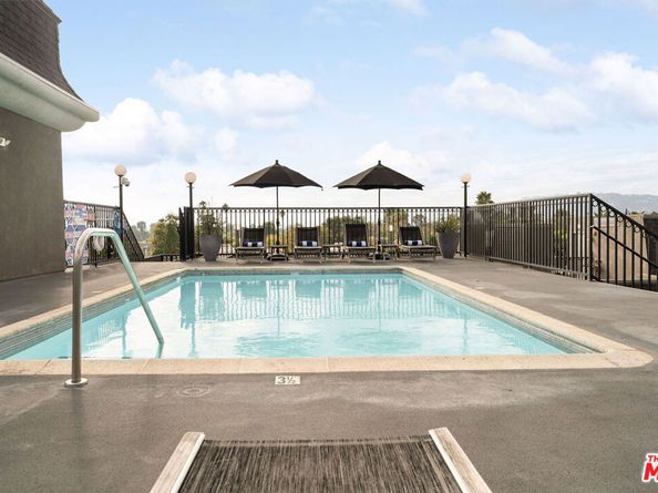 585 N Rossmore Avenue 407, Los Angeles CA 90004