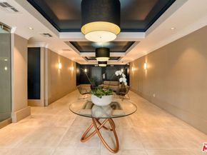 585 N Rossmore Avenue 407, Los Angeles CA 90004