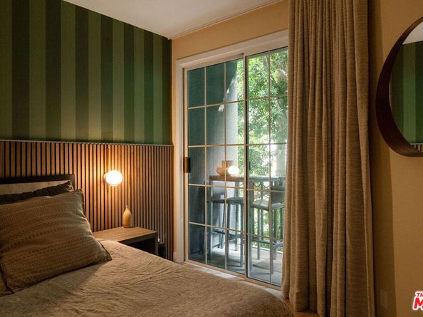 585 N Rossmore Avenue 407, Los Angeles CA 90004