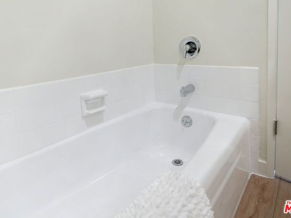 6150 Buckingham 107, Culver City CA 90230