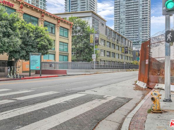 1130 S Flower Street 311, Los Angeles CA 90015